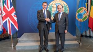 OPCW Director-General, Ambassador Fernando Arias, with Secretary of State for Foreign and Commonwealth Affairs of the United Kingdom, Rt Hon Jeremy Hunt MP