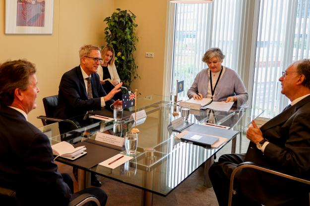 OPCW Director-General meets with Director-General of Australia’s Safeguards and Non-Proliferation Office