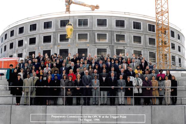 La Comisión Preparatoria de la OPAQ en el punto de activación, 1996