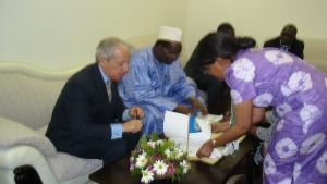 OPCW Director-General Pfirter and AU Commission Chairperson Konare signing the Memorandum of Understanding in Khartoum. 