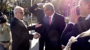 OPCW Director-General Ahmet Üzümcü (right) welcomes Croatian President H.E. Mr Ivo Josipović to the OPCW on 30 October 2013.