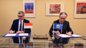Permanent Representative of Monaco to the OPCW and OPCW Director-General at ceremony formalising Monaco's contributions to OPCW's Trust Fund for Training and Trust Fund for Syria.